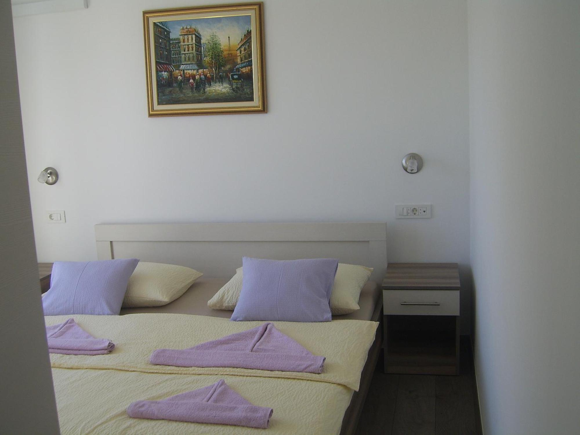 Apartments Villa Erik Rogoznica  Rum bild