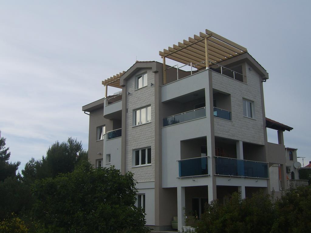 Apartments Villa Erik Rogoznica  Exteriör bild